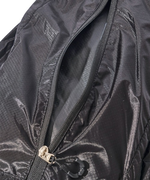 OUTDOOR PRODUCTS(アウトドアプロダクツ)の「【OUTDOOR PRODUCTS / アウトドアプロダクツ】 撥水 コーデュラナイロン 軽量 バックパック 19L(バックパック/リュック・レディース・ブラック/ベージュ・FREE)」の8枚目の写真
