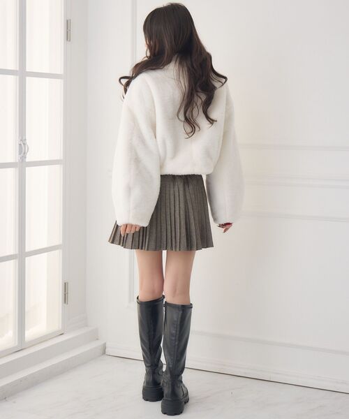 ems excite（エムズエキサイト）の「FファーリボンバックルJK（その他アウター・レディース・チャコールグレー/ナチュラル/ベージュ・FREE）」の13枚目の写真