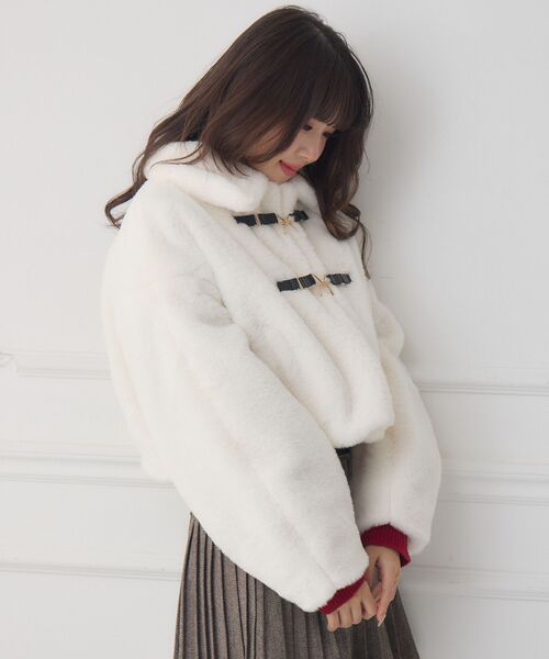 ems excite（エムズエキサイト）の「FファーリボンバックルJK（その他アウター・レディース・チャコールグレー/ナチュラル/ベージュ・FREE）」の16枚目の写真