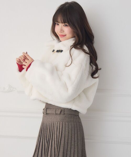 ems excite（エムズエキサイト）の「FファーリボンバックルJK（その他アウター・レディース・チャコールグレー/ナチュラル/ベージュ・FREE）」の18枚目の写真