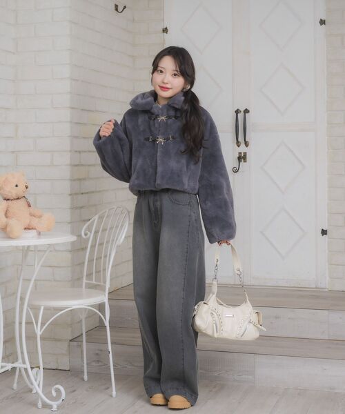 ems excite（エムズエキサイト）の「FファーリボンバックルJK（その他アウター・レディース・チャコールグレー/ナチュラル/ベージュ・FREE）」の19枚目の写真