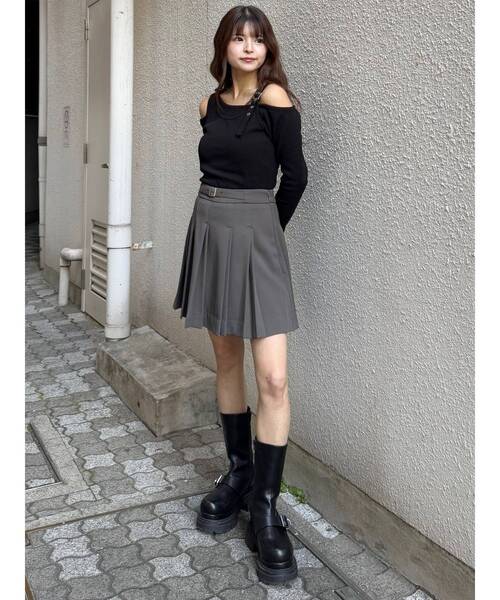 MURUA(ムルーア)の「アシメデザインベルトトップス(ニット/セーター・レディース・ブラック/ホワイト/レッド/その他1・FREE)」の12枚目の写真