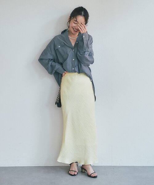 La boutique BonBon（ラブティックボンボン）の「【RISA監修・今すぐお届け！】シアーデニム3WAYシャツ（シャツ/ブラウス・レディース・グレー/ネイビー/サックスブルー・FREE）」の15枚目の写真