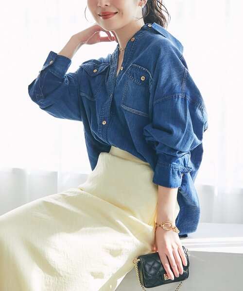 La boutique BonBon（ラブティックボンボン）の「【RISA監修・今すぐお届け！】シアーデニム3WAYシャツ（シャツ/ブラウス・レディース・グレー/ネイビー/サックスブルー・FREE）」の22枚目の写真