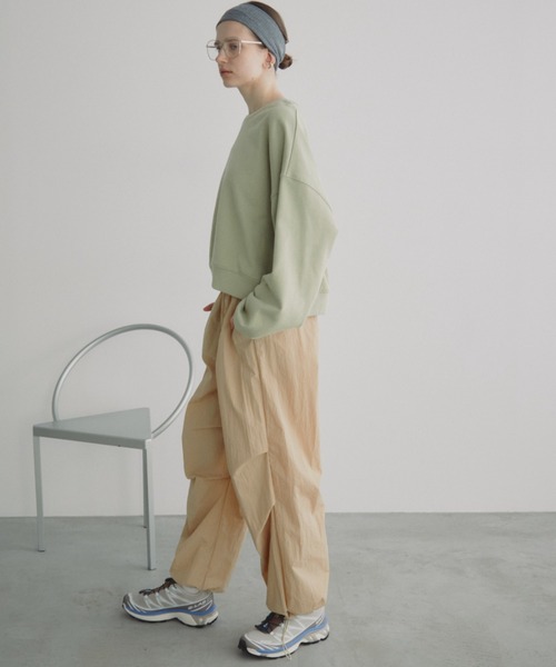 Auntie Rosa Holiday（アンティローザホリデー）の「クロップドスウェットプルオーバー（スウェット・レディース・グリーン/ホワイト/グレー・FREE）」の21枚目の写真