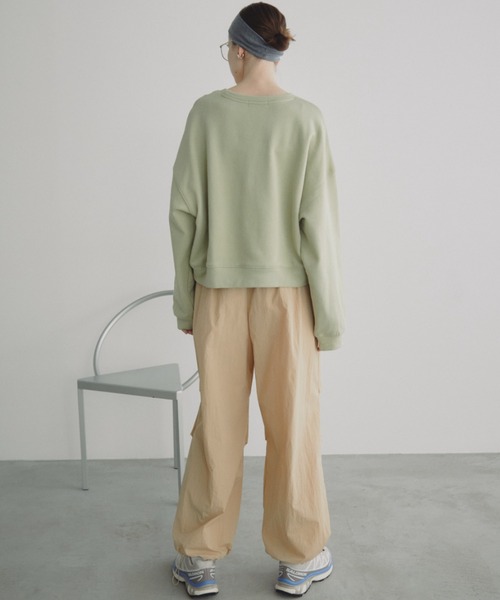 Auntie Rosa Holiday（アンティローザホリデー）の「クロップドスウェットプルオーバー（スウェット・レディース・グリーン/ホワイト/グレー・FREE）」の22枚目の写真