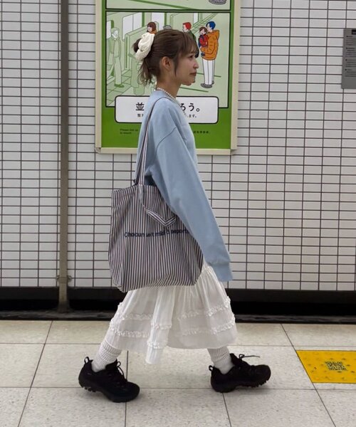 DISCOAT（ディスコート）の「【umm.】ティアードミドルスカート（スカート・レディース・ブラック/ネイビー/オフホワイト・FREE）」の18枚目の写真