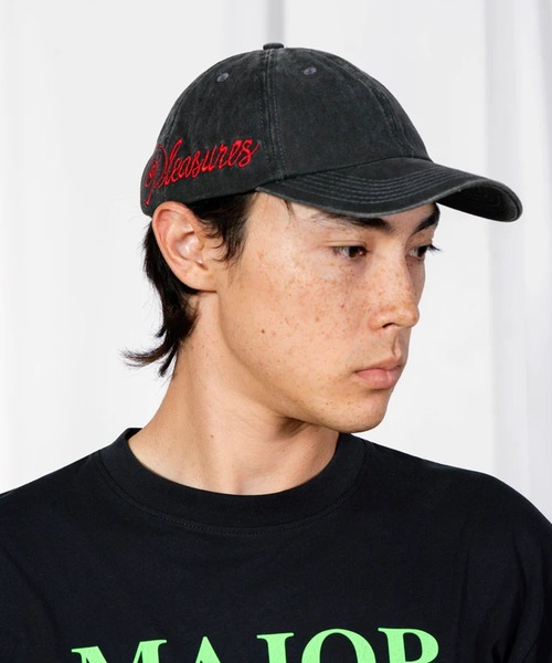 PLEASURES(プレジャー)の「PLEASURES/プレジャーズ SCRAWL POLO CAP ウォッシュ加工 6Pデニムキャップ 2026年春夏(キャップ・メンズ・ブラック・FREE)」の10枚目の写真
