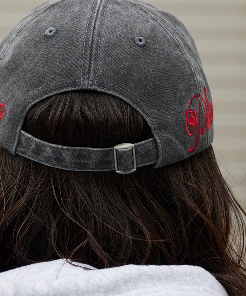 PLEASURES(プレジャー)の「PLEASURES/プレジャーズ SCRAWL POLO CAP ウォッシュ加工 6Pデニムキャップ 2026年春夏(キャップ・メンズ・ブラック・FREE)」の15枚目の写真