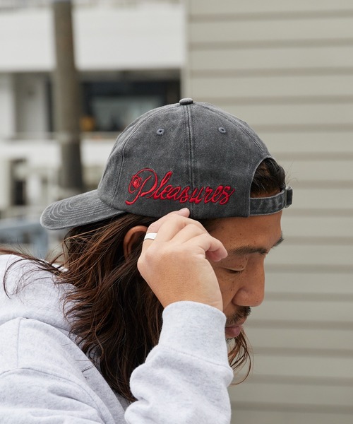 PLEASURES(プレジャー)の「PLEASURES/プレジャーズ SCRAWL POLO CAP ウォッシュ加工 6Pデニムキャップ 2026年春夏(キャップ・メンズ・ブラック・FREE)」の7枚目の写真