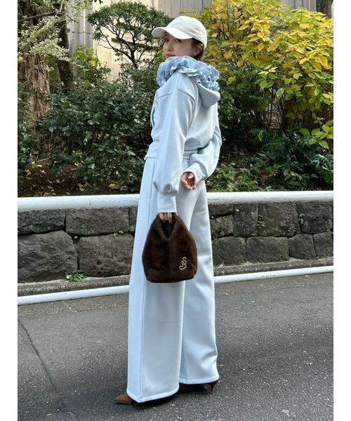 SNIDEL（スナイデル）の「ボンディングロングパンツ（スウェットパンツ・レディース・ライトブルー/グレー/ホワイト・1/0）」の21枚目の写真