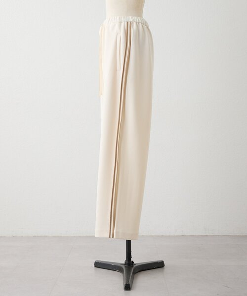 ear PAPILLONNER(イアパピヨネ)の「ダブルラインパンツ【SUM1 STYLE】(その他パンツ・レディース・アイボリー/ブラック・FREE)」の17枚目の写真