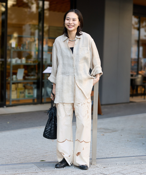 JOURNAL STANDARD（ジャーナルスタンダード）の「フラワーエンブロイダリースカラップパンツ（その他パンツ・レディース・ホワイト・FREE）」の2枚目の写真