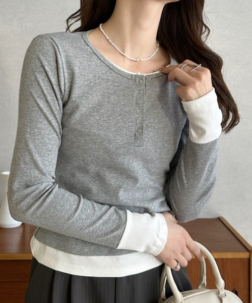 Eclat one(エクラワン)の「【Eclat one】フェイクレイヤード ヘンリーネック カットソー(Tシャツ/カットソー・レディース・グレー/ブラック/ネイビー・FREE)」の3枚目の写真