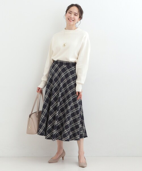 SHOO・LA・RUE(シューラルー)の「【S-LL】立体感が際立つ モールチェックフレアスカート(スカート・レディース・ネイビー系1/ベージュ系その他4・04/03/02/01)」の12枚目の写真