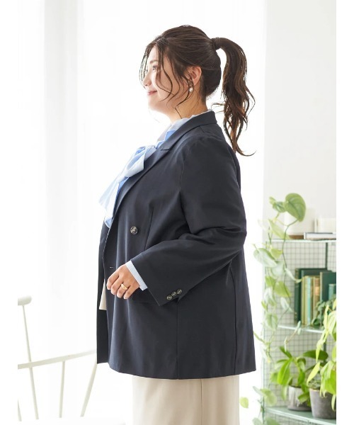 Re-J&SUPURE（リジェイアンドスプル）の「【大きいサイズ】【Sasaki Mikiコラボ】ストレッチツイル Wテーラードジャケット（テーラードジャケット・レディース・ネイビー/ベージュ/グレー・XXXX-LARGE/XXX-LARGE/XX-LARGE）」の21枚目の写真