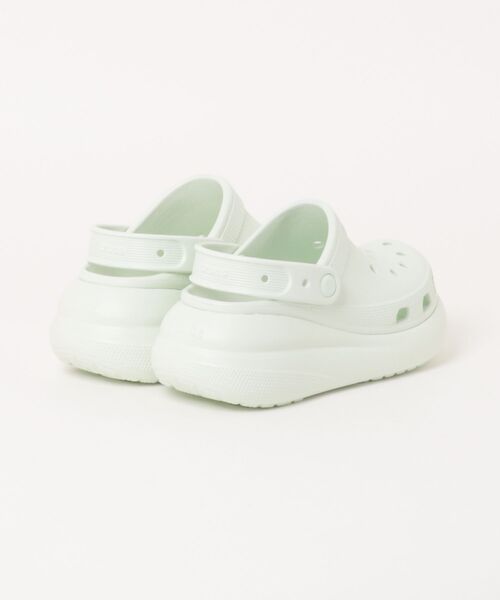 crocs(クロックス)の「crocs クロックス CRUSH CLOG【2WAY】レディース厚底サンダル サボ(クラッシュクロッグ) 207521(サンダル・レディース・グリーン系その他・23.0cm/24.0cm/22.0cm)」の2枚目の写真