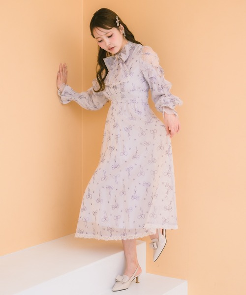 couture BY ROJITA(クチュールバイロジータ)の「リボン柄シアーロングワンピース(ワンピース・レディース・ブルー/ホワイト/ピンク・FREE)」の7枚目の写真