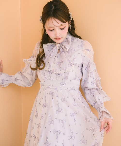 couture BY ROJITA(クチュールバイロジータ)の「リボン柄シアーロングワンピース(ワンピース・レディース・ブルー/ホワイト/ピンク・FREE)」の22枚目の写真