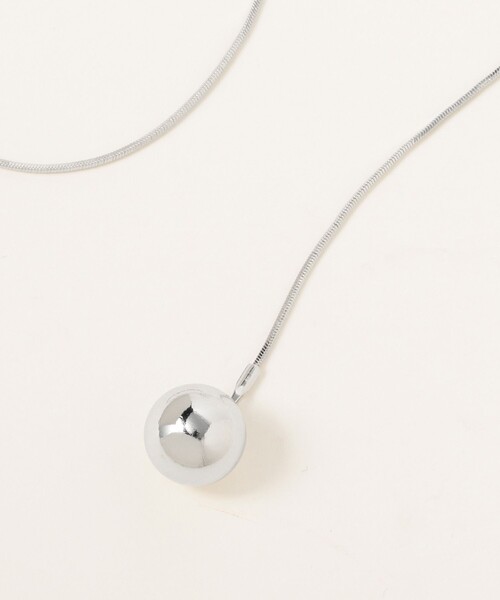 Ray BEAMS(レイビームス)の「Chalulu / チェーン&ボール ネックレス(ネックレス・レディース・ゴールド/シルバー・ONE SIZE)」の3枚目の写真