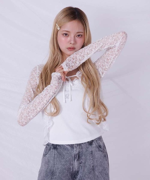 FickleBebe(フィクルベベ)の「レースボレロカーデキャミ(カーディガン/ボレロ・レディース・ブラック/ホワイト・FREE)」の1枚目の写真
