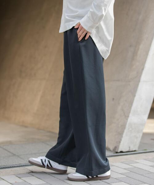 FORK&SPOON（フォークアンドスプーン）の「FORK&SPOON　ヴィンテージツイルイージーパンツ（その他パンツ・レディース・ネイビー/ベージュ・1/2）」の4枚目の写真