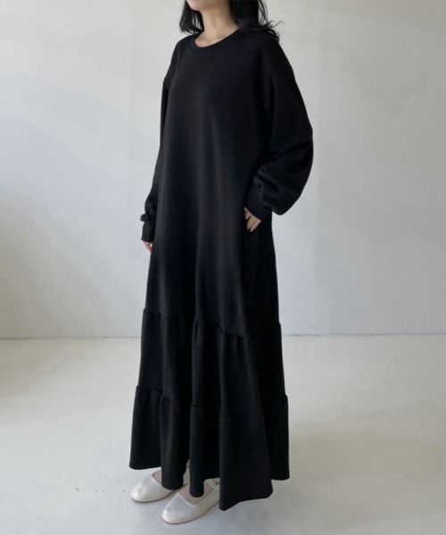SallyLunn(サリーラン)の「ティアードロングワンピース(ワンピース・レディース・ブラック/グレー・LARGE/MEDIUM)」の6枚目の写真