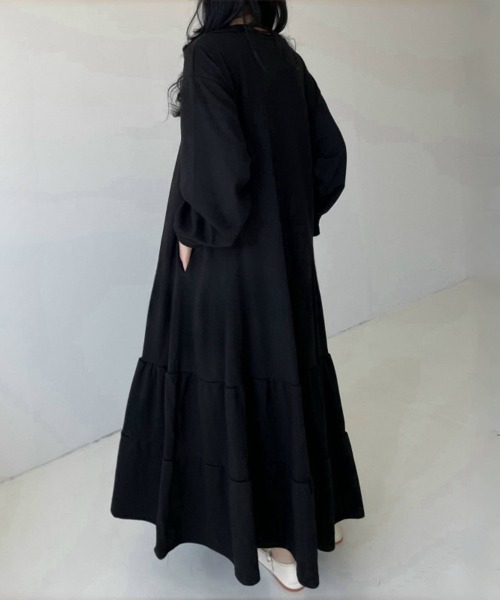 SallyLunn(サリーラン)の「ティアードロングワンピース(ワンピース・レディース・ブラック/グレー・LARGE/MEDIUM)」の8枚目の写真