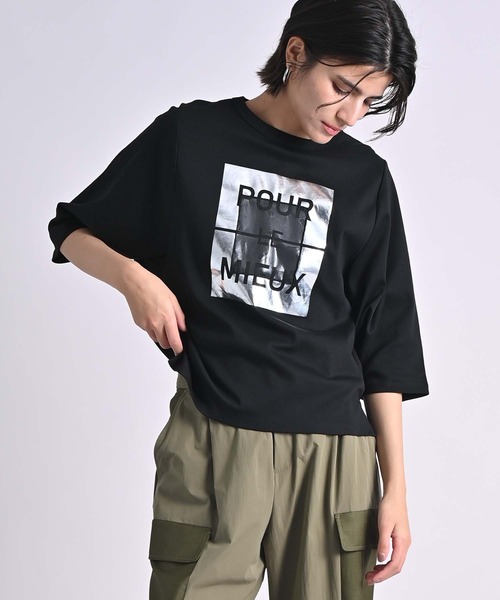 RAW FUDGE(ローファッジ)の「ボックスロゴ箔プリントTシャツ(Tシャツ/カットソー・レディース・ブラック/オフホワイト/チャコールグレー・M)」の19枚目の写真