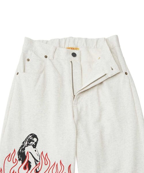 HYSTERIC GLAMOUR（ヒステリックグラマー）の「SUPER HYS 5ポケットパンツ（その他パンツ・レディース・ブラック/ネイビー/トップグレー・FREE）」の8枚目の写真