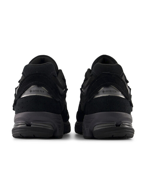 NEW BALANCE(ニューバランス)の「New Balance/ニューバランス 2002 Decon Gore-Tex / U20023MB (25.5cm~28cmサイズ展開)(スニーカー・メンズ・ブラック・28.0cm/27.5cm/27.0cm/26.5cm/26.0cm/25.5cm)」の4枚目の写真