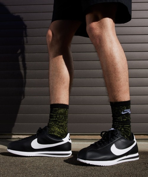 NIKE（ナイキ）の「NIKE Cortez Leather（ナイキ コルテッツ レザー）（スニーカー・メンズ・ブラック系・26cm/26.5cm/27cm/27.5cm/28cm/28.5cm/29cm）」の5枚目の写真