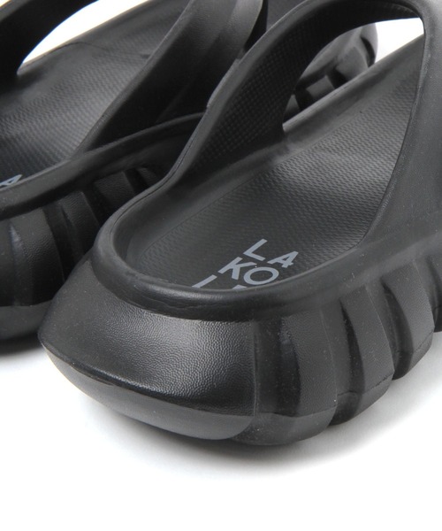 LAKOLE（ラコレ）の「EVAボリュームトングサンダル / 638642（サンダル・メンズ・ブラック・MEDIUM/LARGE）」の9枚目の写真
