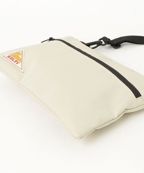 KELTY(ケルティ)の「ケルティ ES FLAT POUCH SM(ショルダーバッグ・メンズ・その他・ONE SIZE)」の4枚目の写真