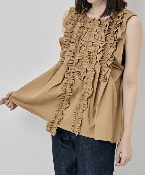 RhodolirioN（ロドリリオン）の「[RhodolirioN/ロドリリオン]Sleeveless Frill Shirt - Twill（シャツ/ブラウス・レディース・ブラック/ベージュ/ホワイト・0/1）」の3枚目の写真