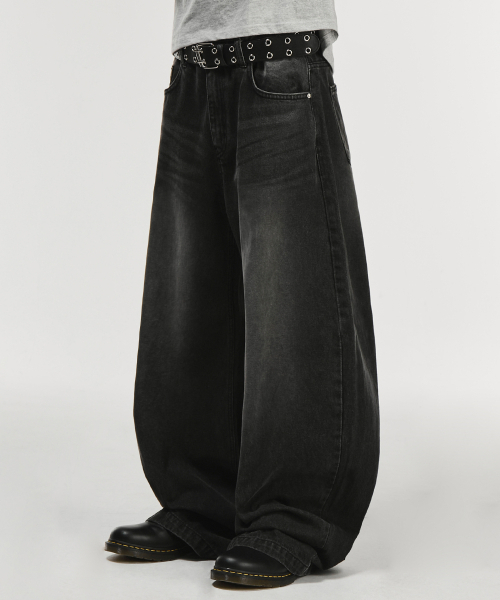 SIGNATURE（シグネチャ）の「カーブドウォッシュデニムパンツ[ブラック]（デニムパンツ・レディース・その他・SMALL/MEDIUM/LARGE/X-LARGE）」の6枚目の写真