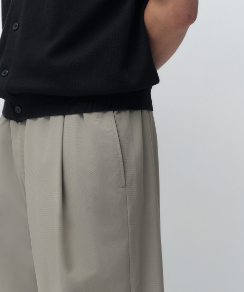 MUSINSA STANDARD（ムシンサスタンダード）の「エアリードットワイドバンディングパンツ[グレイッシュベージュ]（スラックス・メンズ・その他・38/40/42/33/34/36/30/31/32/27/28/29/26）」の5枚目の写真