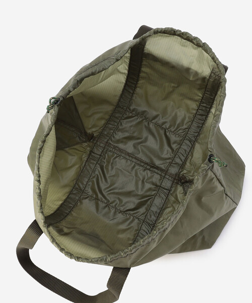 Epperson Mountaineering(エパーソンマウンテニアリング)の「Epperson Mountaineering | ランチバッグ S OLIVE UNISEX(トートバッグ・レディース・オリーブ・ONE)」の4枚目の写真