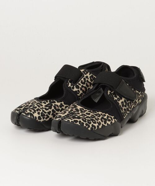 NIKE(ナイキ)の「W AIR RIFT(スニーカー・レディース・ブラック・25.0cm/26.0cm/27.0cm/28.0cm/24.0cm)」の1枚目の写真