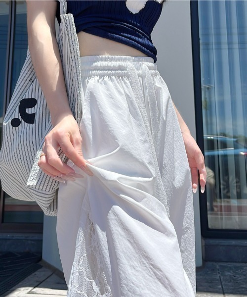 deux amour(ドゥーザムール)の「レース切り替えイージーワイドパンツ(その他パンツ・レディース・ブラック/ホワイト/レッド・FREE)」の10枚目の写真