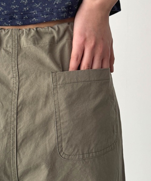 CANAL JEAN(キャナルジーン)の「COIN コットンカーゴイージーパンツ(その他パンツ・レディース・アイボリー/カーキ/チャコールグレー・ONE SIZE)」の15枚目の写真