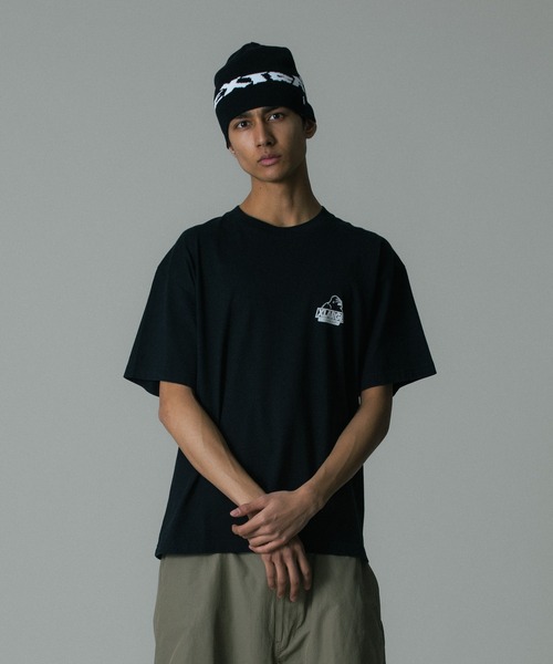XLARGE（エクストララージ）の「BACKSIDE OG S/S TEE（Tシャツ/カットソー・メンズ・ブラック/ブラウン/ネイビー・XXL/XL/L/M/S）」の8枚目の写真
