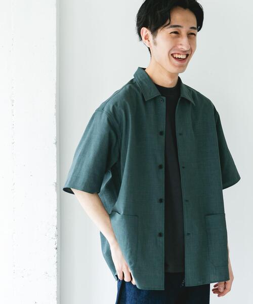 URBAN RESEARCH DOORS（アーバンリサーチドアーズ）の「『イージーケア/速乾/UVカット』クイックドライショートスリーブシャツカバーオール（カバーオール・メンズ・グリーン/ホワイト系その他/ネイビー/イエロー・LARGE/MEDIUM/X-LARGE）」の2枚目の写真