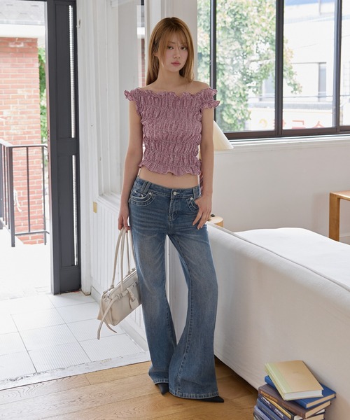 UNE MANSION(ユヌマンション)の「アシンメトリーワンショルダースモークブラウス(Tシャツ/カットソー・レディース・レッド/ネイビー/ブラック/アイボリー・FREE)」の21枚目の写真