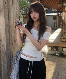 [MADE] サイドボタンスリムワンオフショルダー半袖Tシャツ