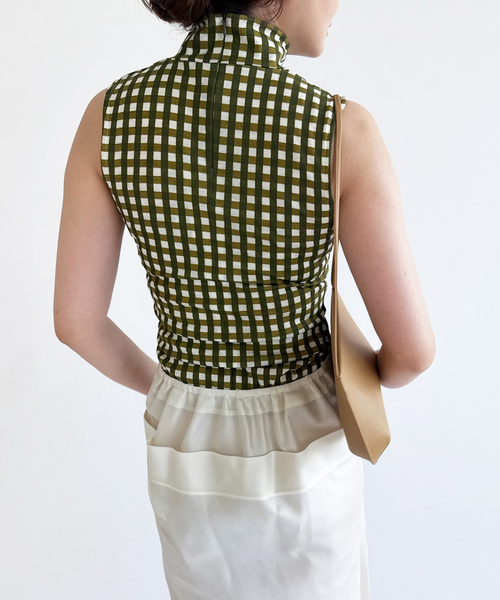 EDIT. FOR LULU(エディットフォールル)の「【babaco/ババコ】Gingham Check High Neck Top(Tシャツ/カットソー・レディース・カーキ/ブラック・FREE)」の6枚目の写真
