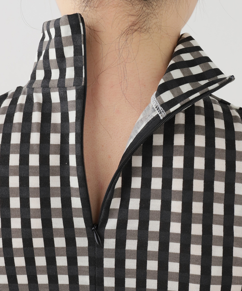 EDIT. FOR LULU(エディットフォールル)の「【babaco/ババコ】Gingham Check High Neck Top(Tシャツ/カットソー・レディース・カーキ/ブラック・FREE)」の14枚目の写真