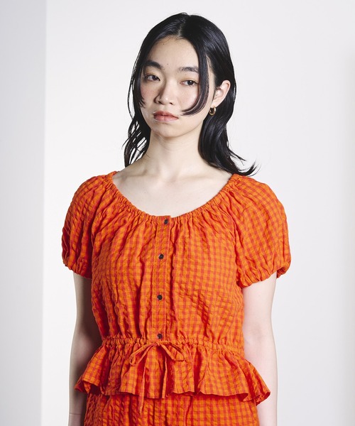 ROSE BUD(ローズバッド)の「GINGHAM PUFF SLEEVE TOP(シャツ/ブラウス・レディース・ブラック/オレンジ・ONE SIZE)」の8枚目の写真