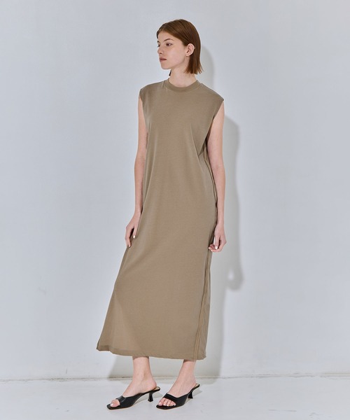 ATON（エイトン）の「【ATON/エイトン】FRESCA NUBUCK TANK TOP DRESS/ヌバックタンクトップドレス/ノースリーブワンピース（ワンピース・レディース・ベージュ/チャコールグレー/オフホワイト・2/1）」の9枚目の写真