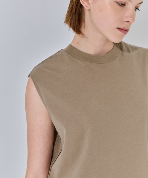 ATON（エイトン）の「【ATON/エイトン】FRESCA NUBUCK TANK TOP DRESS/ヌバックタンクトップドレス/ノースリーブワンピース（ワンピース・レディース・ベージュ/チャコールグレー/オフホワイト・2/1）」の6枚目の写真